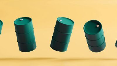 Oil shock complicates central bank outlooks